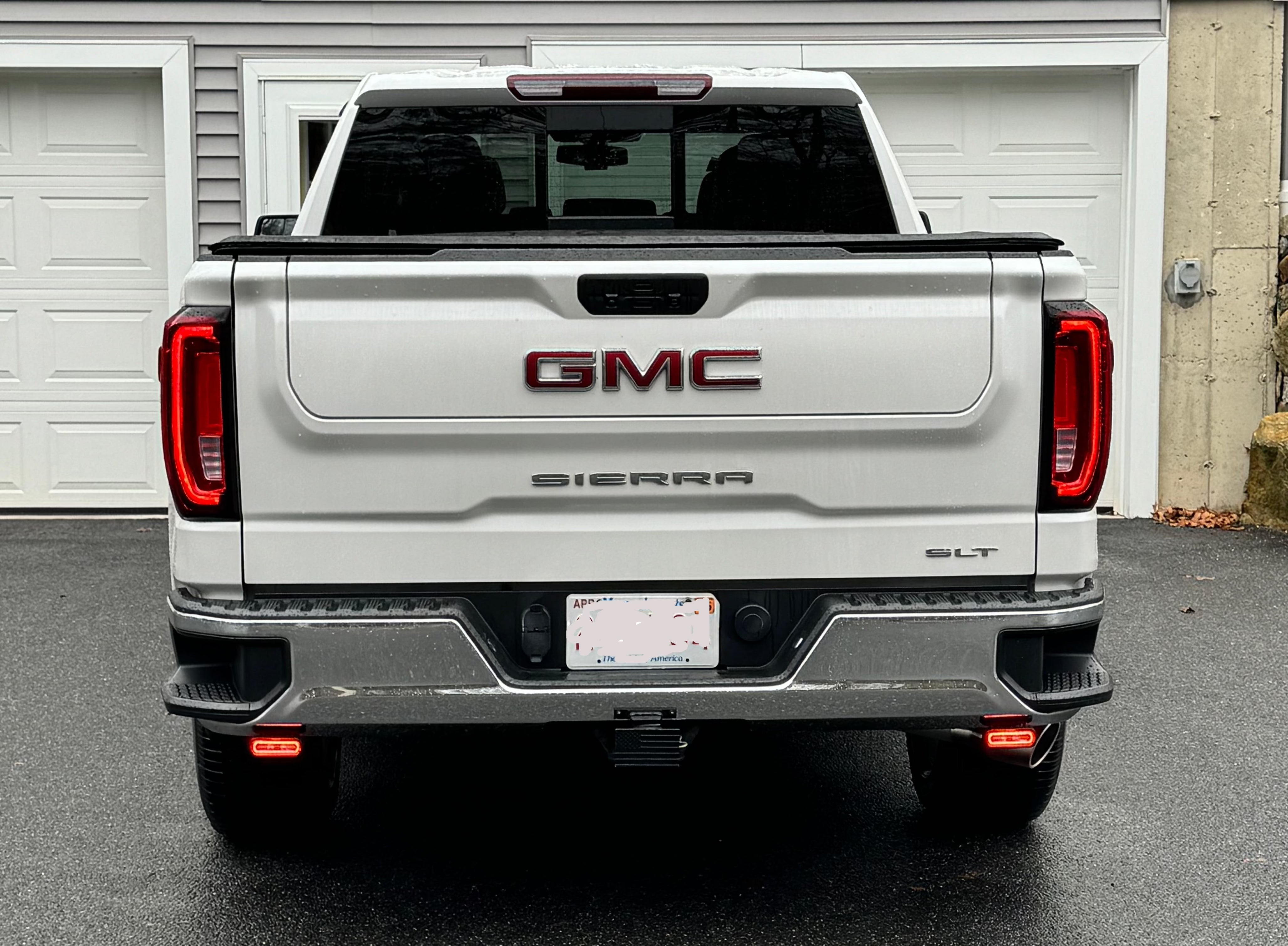 2019-2024 GMC Sierra 1500 (& 20-24 2500/3500) WITH LED TAILS Rear Rigid SR-L Reverse Light Kit (No Drill) Red Backlight SRL Rear LED