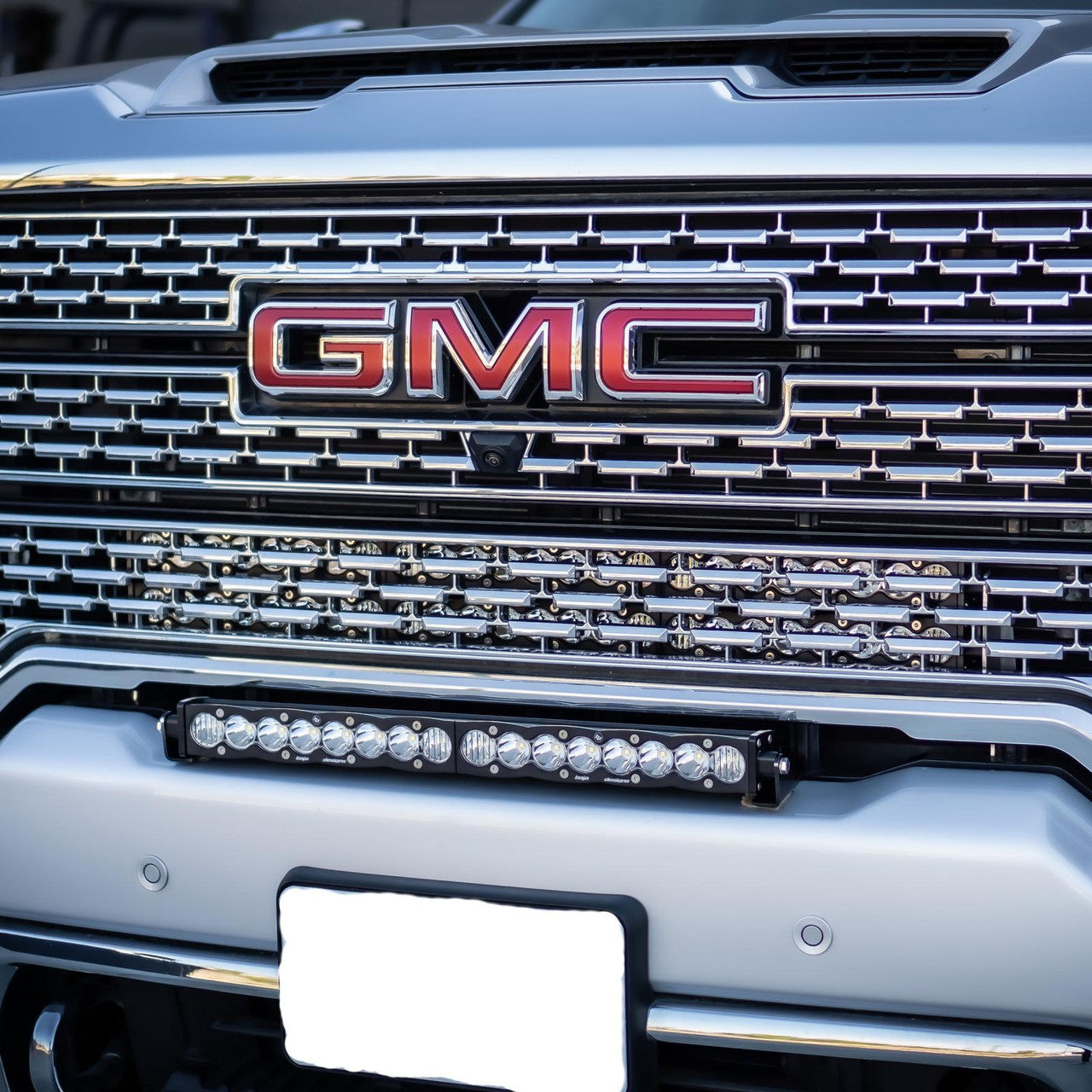 20-22 GMC S8 Single/Dual 30 Inch Behind the Grille Light Bar Kit - Baja Designs