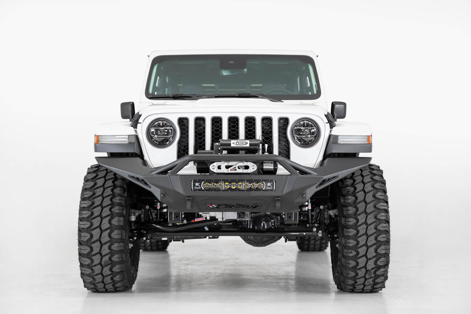 Addictive Desert Designs 2018-2021 Jeep JL/JT Rubicon/Mojave Stealth Fighter Full Length Front Winch Bumper w/ Top Hoop - F961692080103