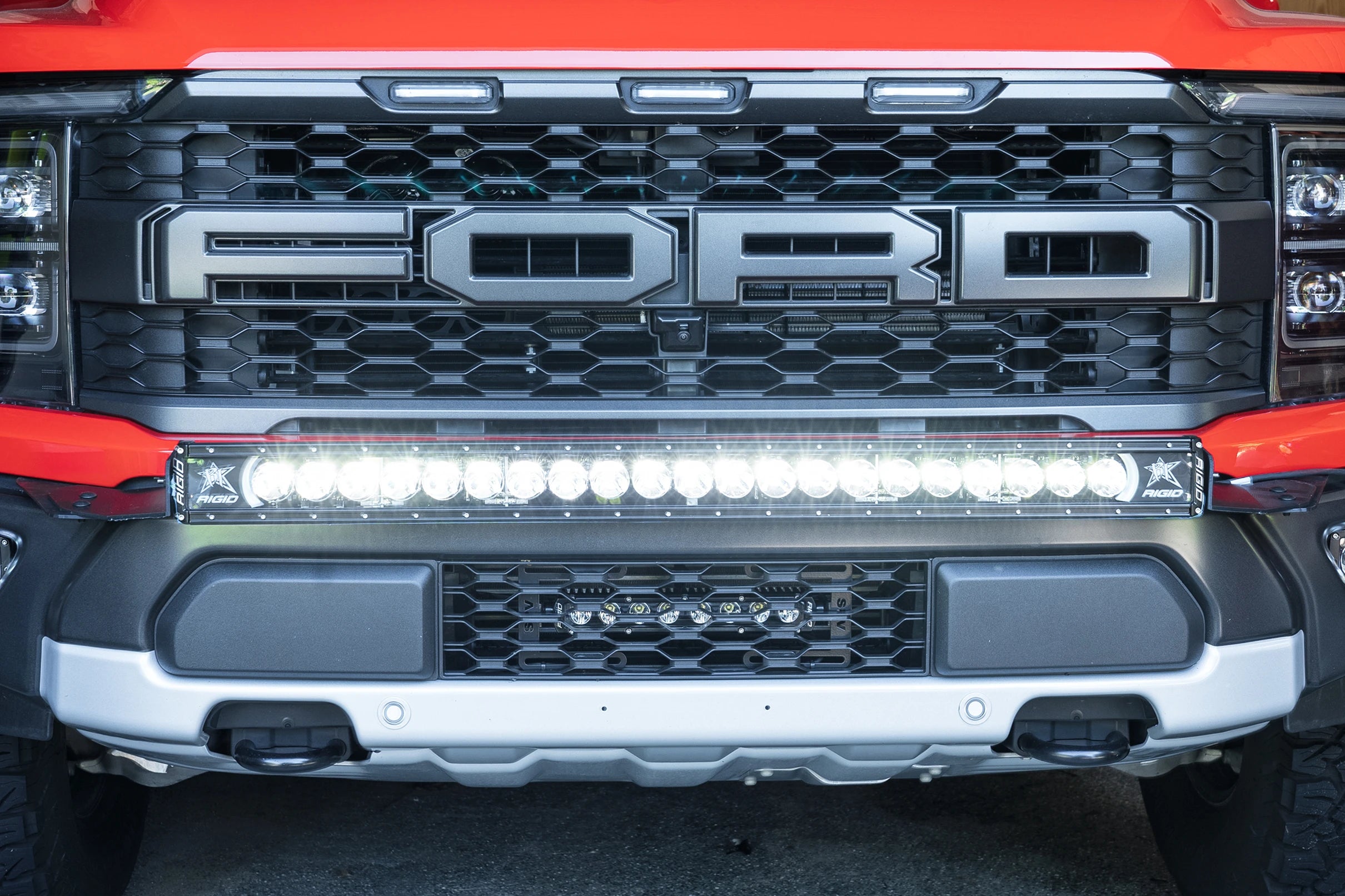 SPV Parts 2021+ Gen 3 Ford Raptor Rigid Radiance+ & SR 40 inch Bumper Light Bar Kit