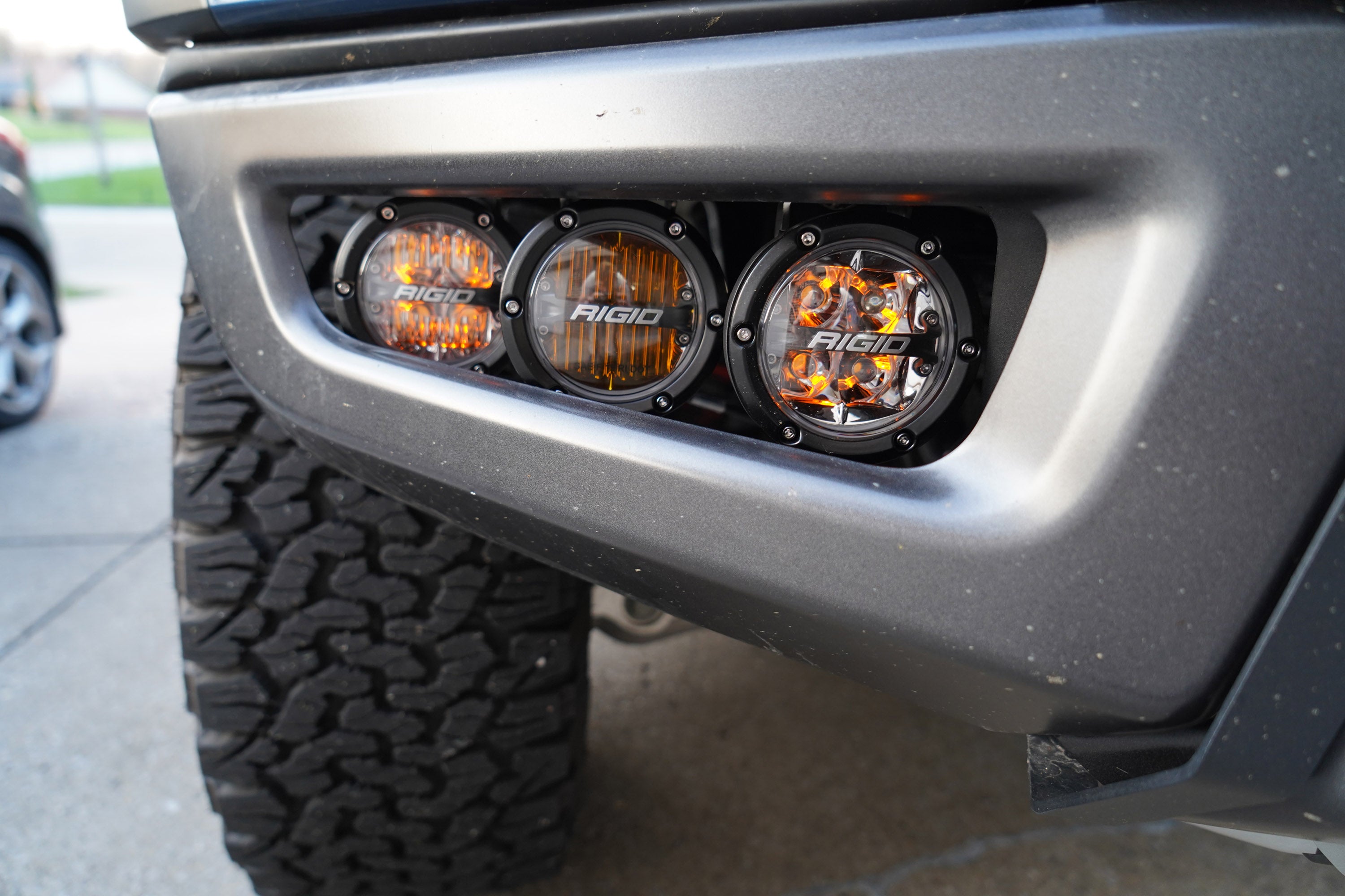SPV Parts 2017-2020 Ford F-150 Raptor Rigid ROUND 360 Series Triple Fog Light Kit Including Brackets (Front Only) - LED Lights